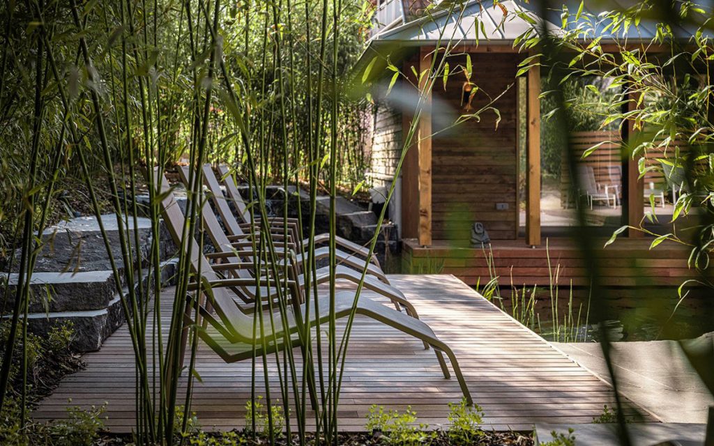 transats sur une terrasse